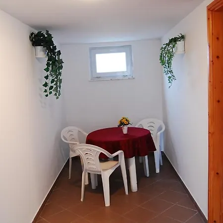 Studio In 20691 佐洛卡罗斯